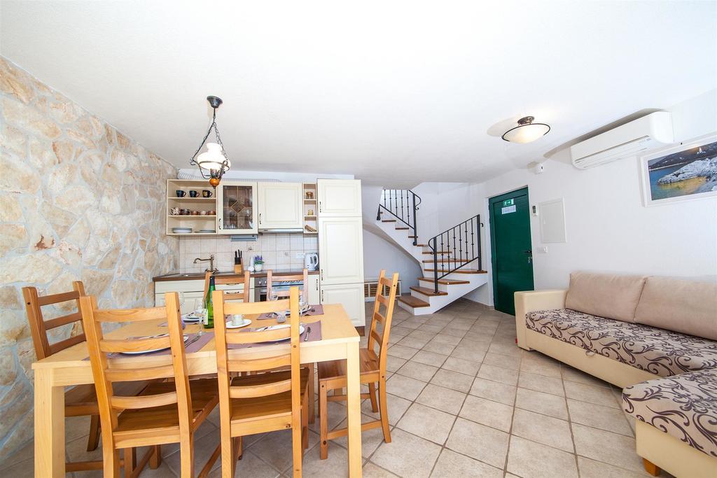 Apartments Plana, Zaostrog Exterior photo
